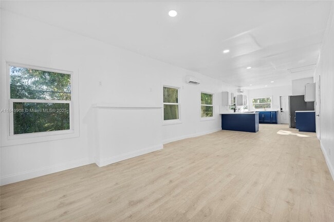 Foto del edificio - 832 N C St