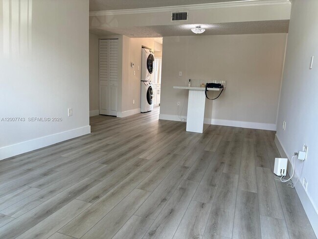 Building Photo - 15250 SW 80th St