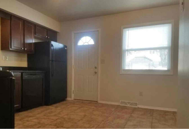 Building Photo - 1744 S 63rd St