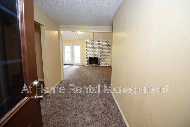 Foto del edificio - 14159 E 26th St