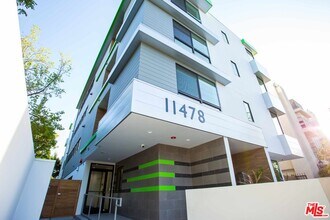 Building Photo - 11478 Moorpark St