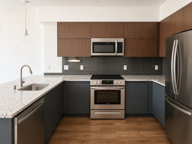 Foto del edificio - 2880 James M Wood Blvd