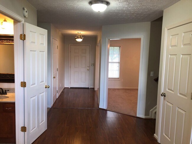 Foto del edificio - Willow Bend  Home 240405