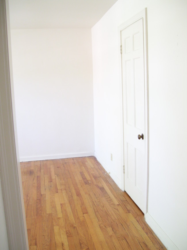 Living Room - Historic Hillcrest Village Apartments