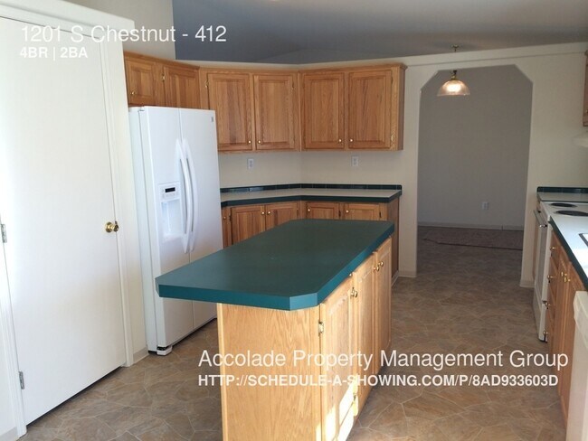 Building Photo - 4 Bedroom 2 Bath Home For Rent in Aspen Grove