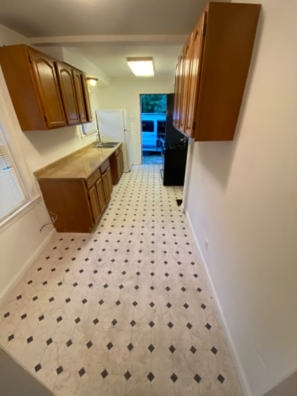 Building Photo - 5154 Brookwood Ave