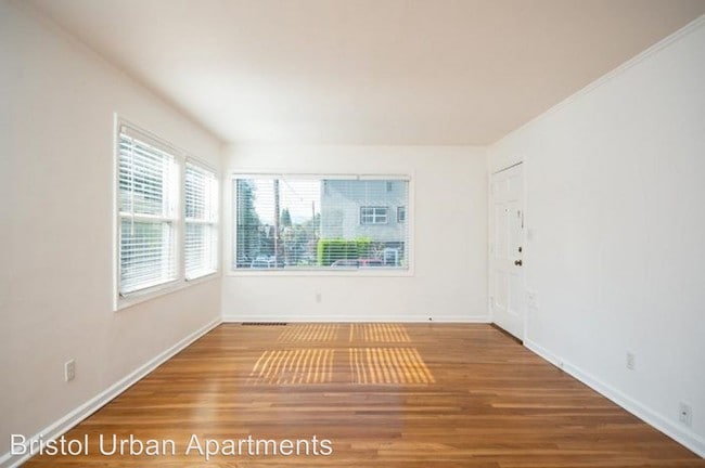 Foto del edificio - 2035 SE Oak St