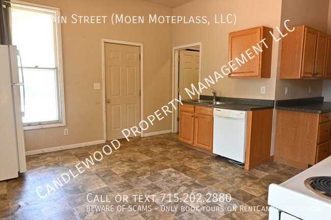 Building Photo - 6 Bedroom Home Close to Campus and Downtow...