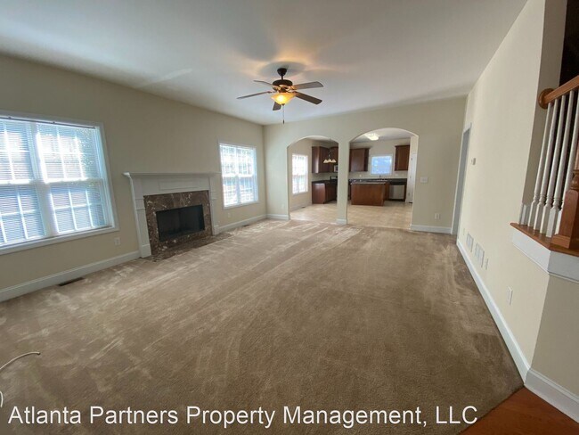 Building Photo - 4 br, 2.5 bath House - 4945 Brown Leaf Dr