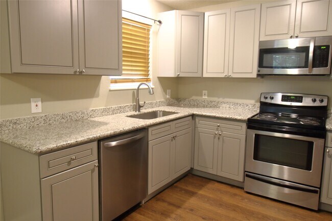 Foto del edificio - 508 Julie Ln