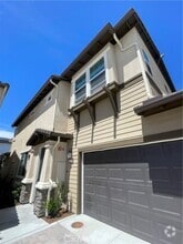 Building Photo - 32857 Tannat Dr