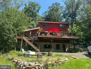 Building Photo - 1325 Stoney Bottom Rd