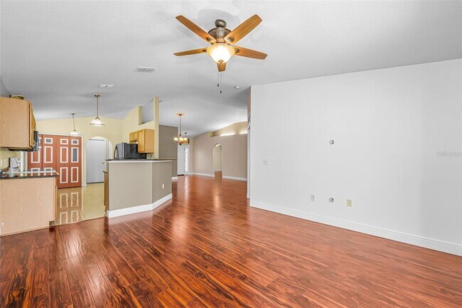 Building Photo - 17029 Torvest Ct