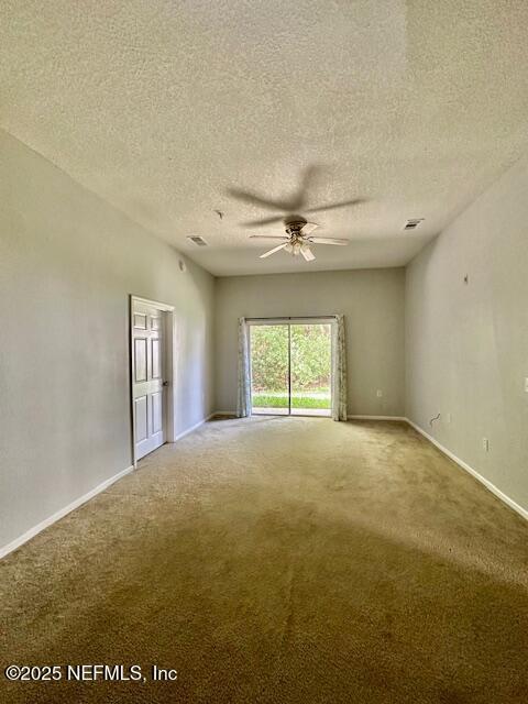 Foto del edificio - 7920 Merrill Rd