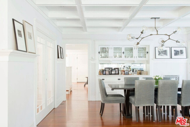 Foto del edificio - 147 Fraser Ave