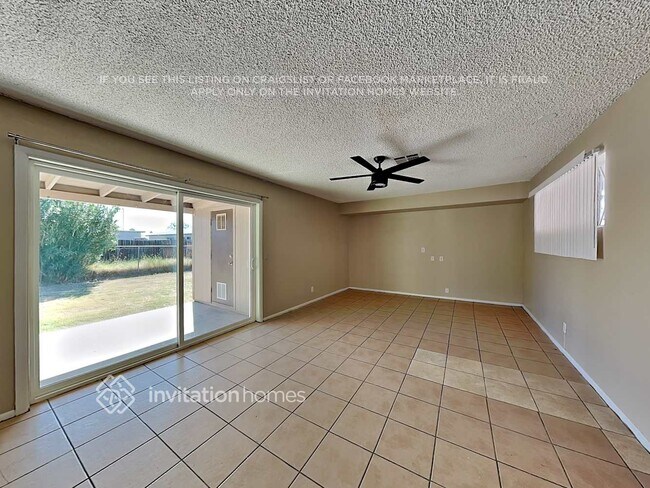 Foto del edificio - 3409 W Poinsettia Dr