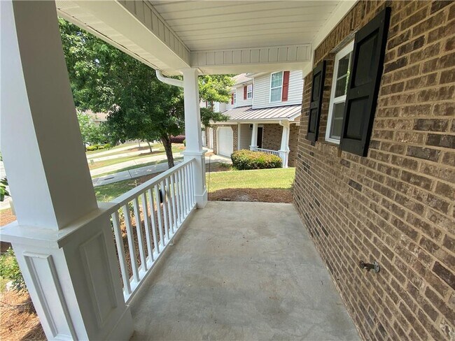 Foto del edificio - 575 Fox Creek Crossing