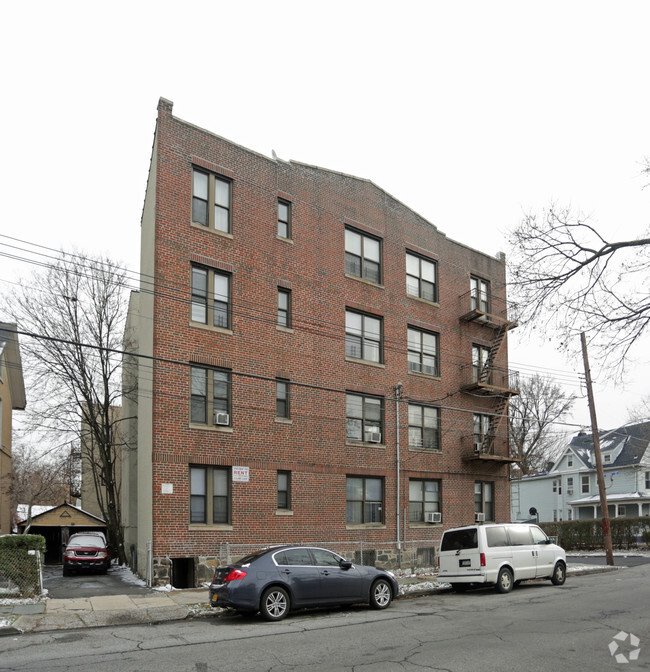 Building Photo - Monroe Arms