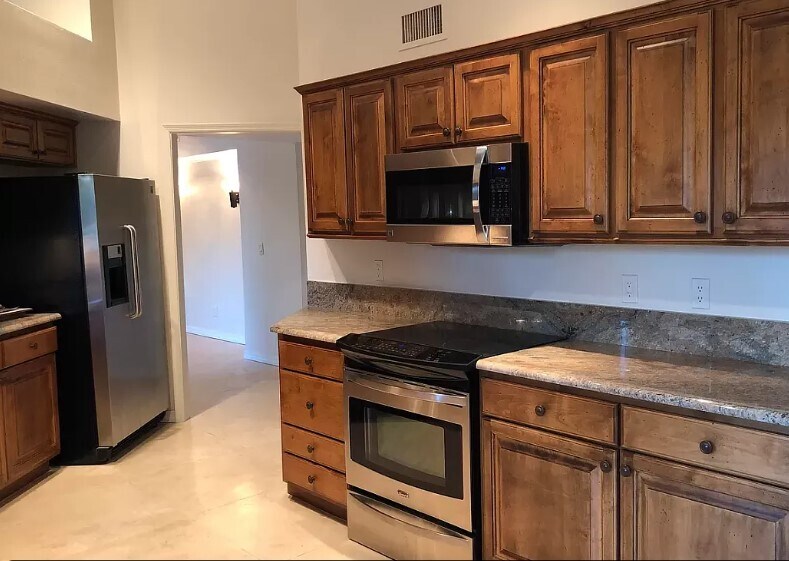 6988 Cicada, Tucson, AZ 85750 Townhome Rentals in Tucson AZ