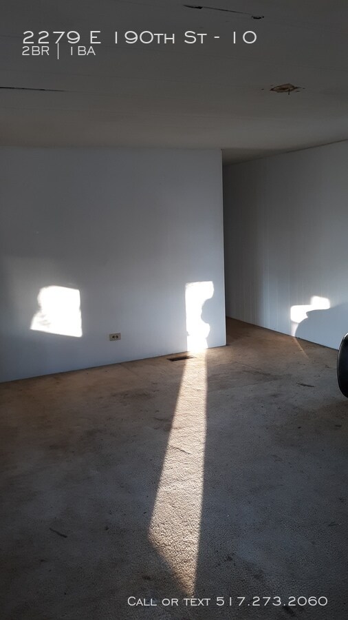 Foto del edificio - 2279 E 190th St