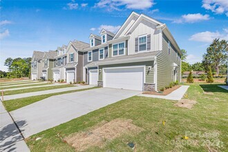 Building Photo - 2871 Yeager Dr NW