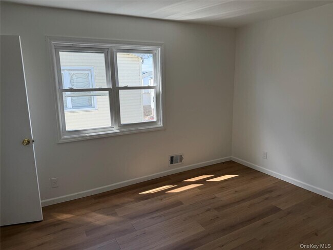 Foto del edificio - 145-78 226th St