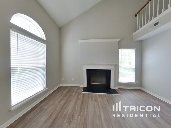 Foto del edificio - 5935 Laurenfield Dr