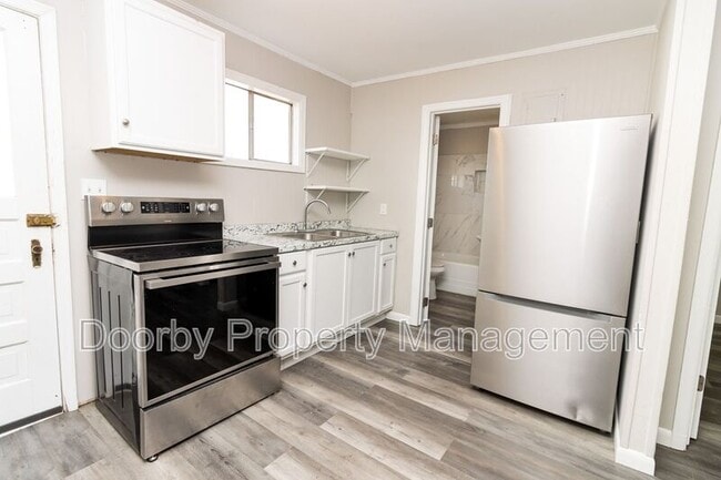 Building Photo - 207 Napier St