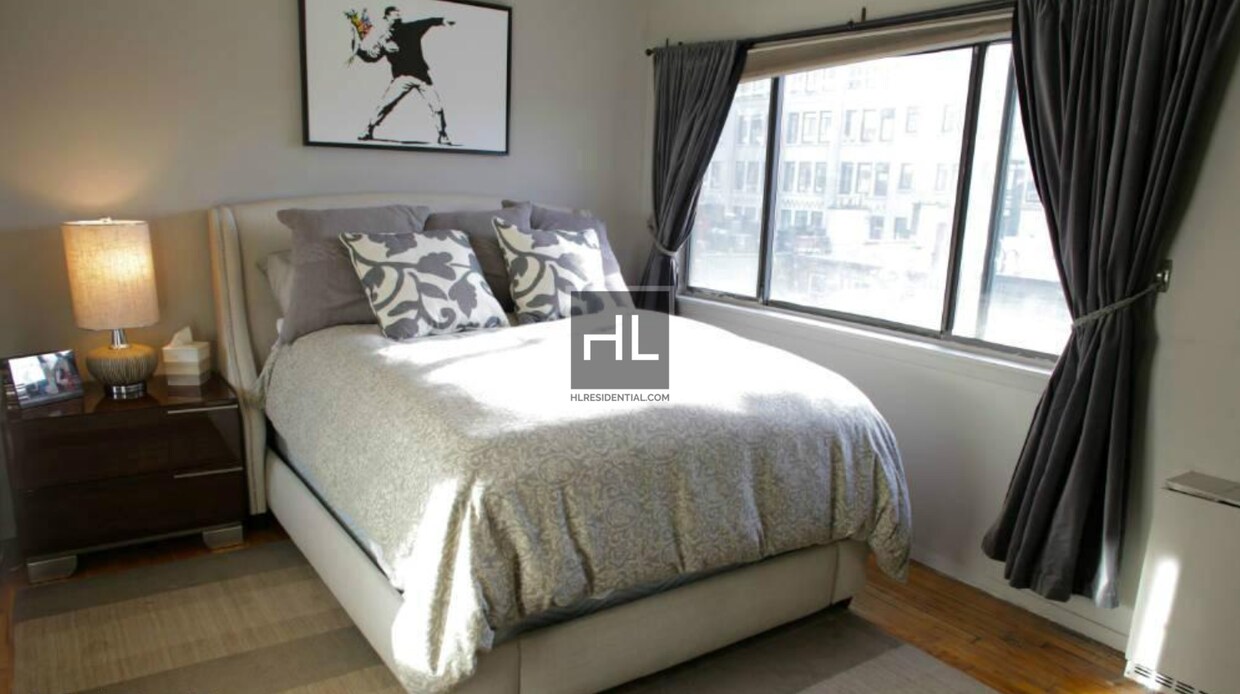 Primary Photo - Spacious, Bright 2 Bed in SoHo!