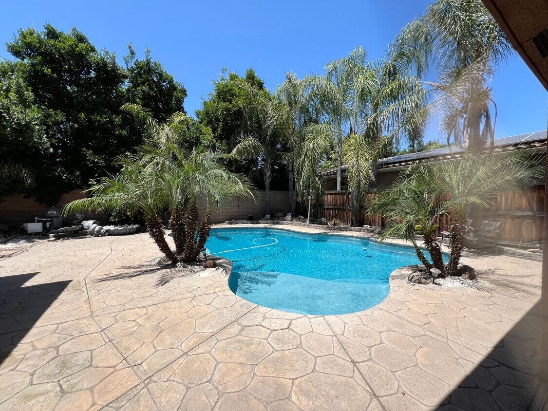 1444 N Cherry Ln, Clovis, CA 93619 House Rental in Clovis, CA