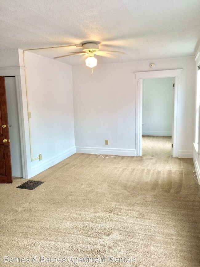 Foto del edificio - 216 N Hamilton St