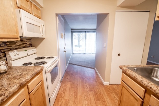 Building Photo - Westminster Place