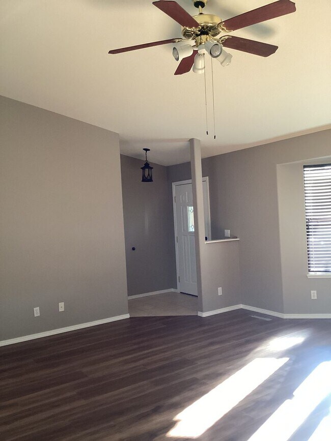 Foto del edificio - 3 bedroom/2 Bath in Spanish Springs