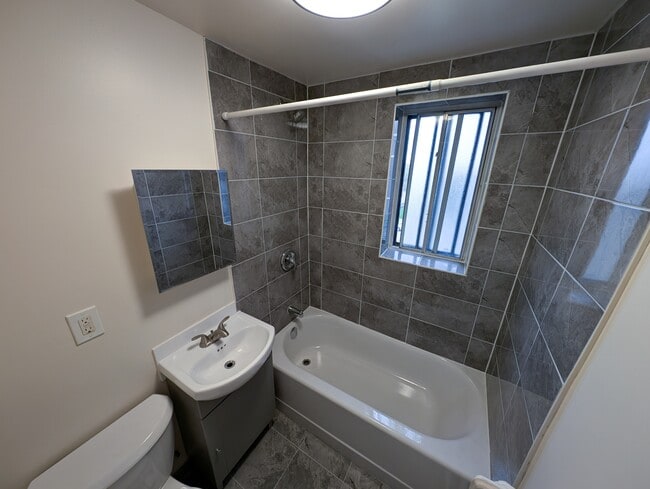 Building Photo - 22-22 Robina Ave