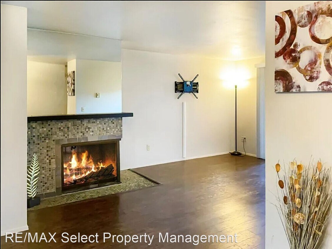 2 br, 2 bath House - 611 SW 5th Ct Unit A303 - 2 br, 2 bath House - 611 SW 5th Ct  Unit A303