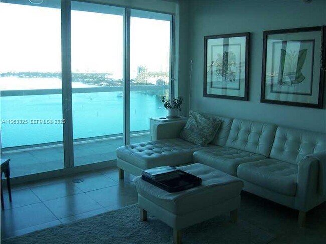 Foto del edificio - 1800 N Bayshore Dr