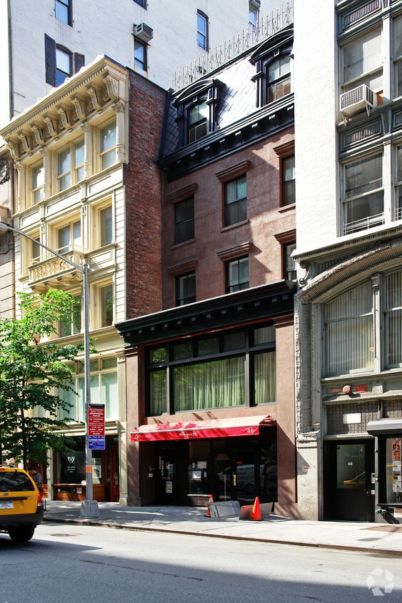 Building Photo - 46 W 22nd St