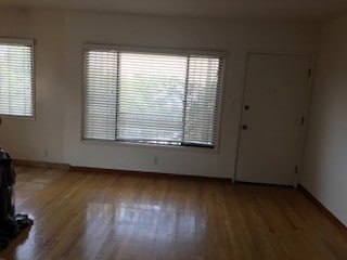 Building Photo - 1278 N Van Ness Ave