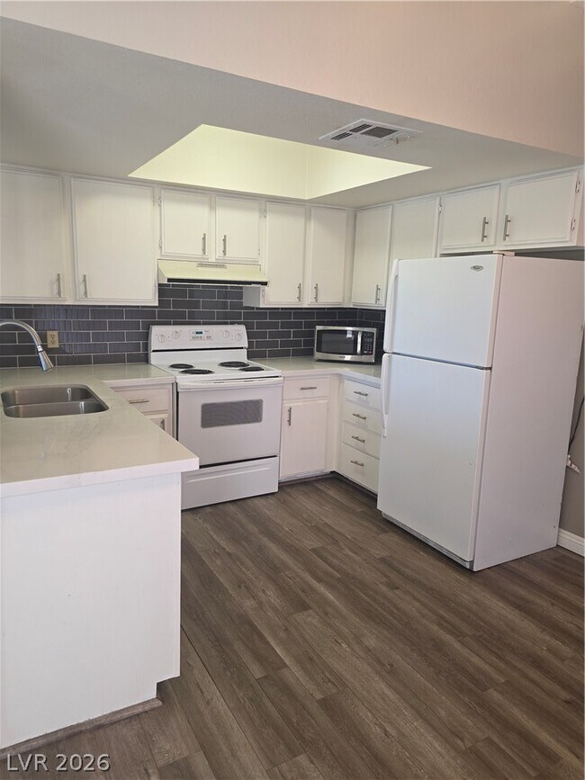 Foto del edificio - 4752 O'Bannon Dr