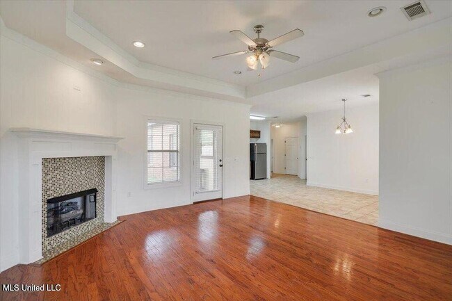 Foto del edificio - 409 Sand Stone Pl