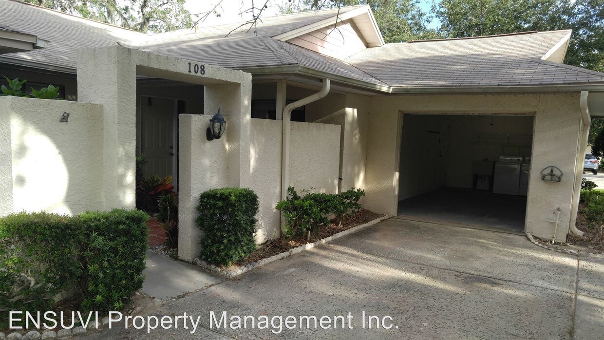 Primary Photo - 108 Lakeside Colony Dr