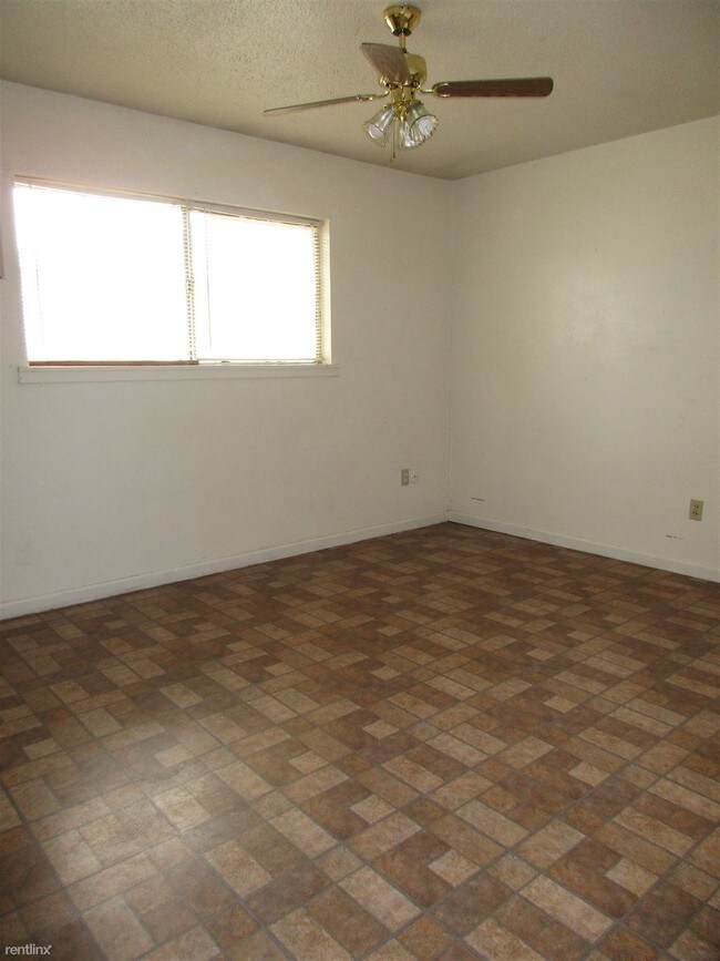 Foto del edificio - 501 S Walnut St