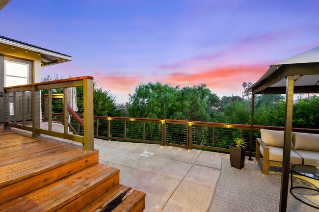 Foto del edificio - 3259 Highview Dr