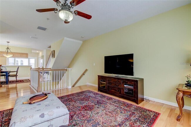 Foto del edificio - 1575 Pinellas Bayway S