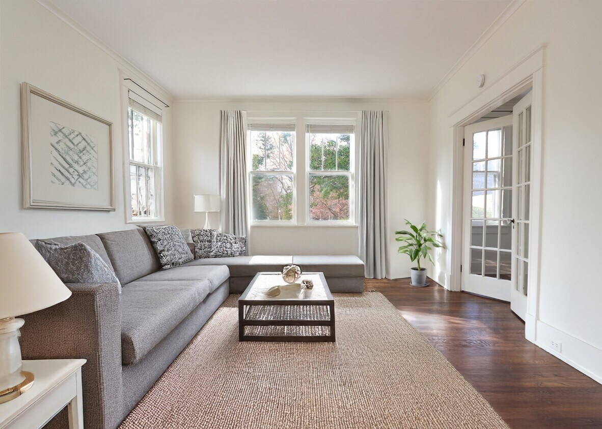 Photo - 1720 Harbert Ave - Harbert House Unit 1 (Front/Downstairs)