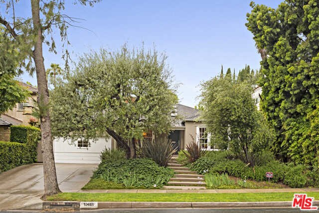 Primary Photo - 10481 Lindbrook Dr