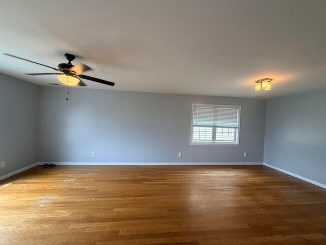 Photo - 143 W 1st Street Unit 2 Apartment