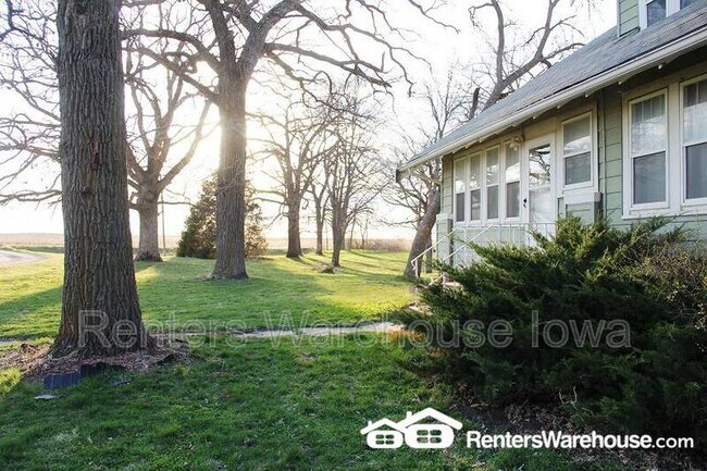 Building Photo - 26874 Sportsman's Club Rd