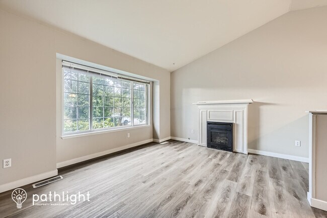 Building Photo - 27561 79th Drive Northwest