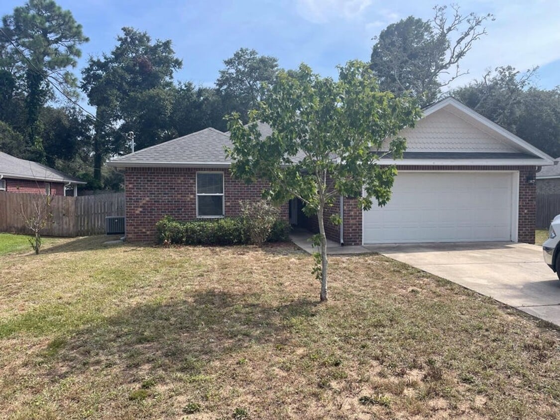 402 Yancey St, Fort Walton Beach, FL 32547 House Rental in Fort